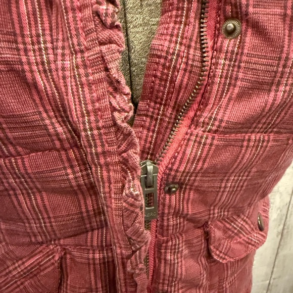 Aeropostale Fuchsia Hooded Puffer Vest - Picture 3 of 8